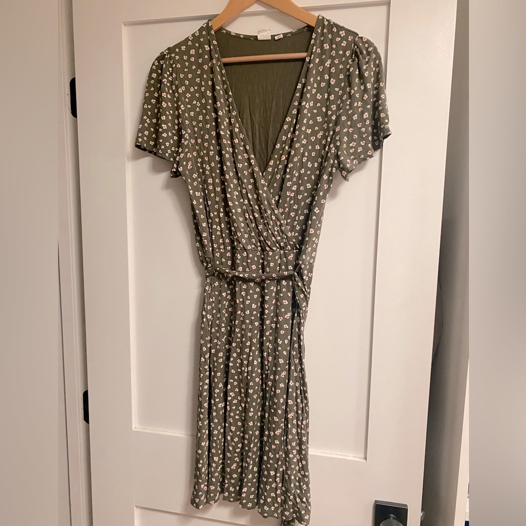 Army Green Floral Tie Waist Wrap Dress